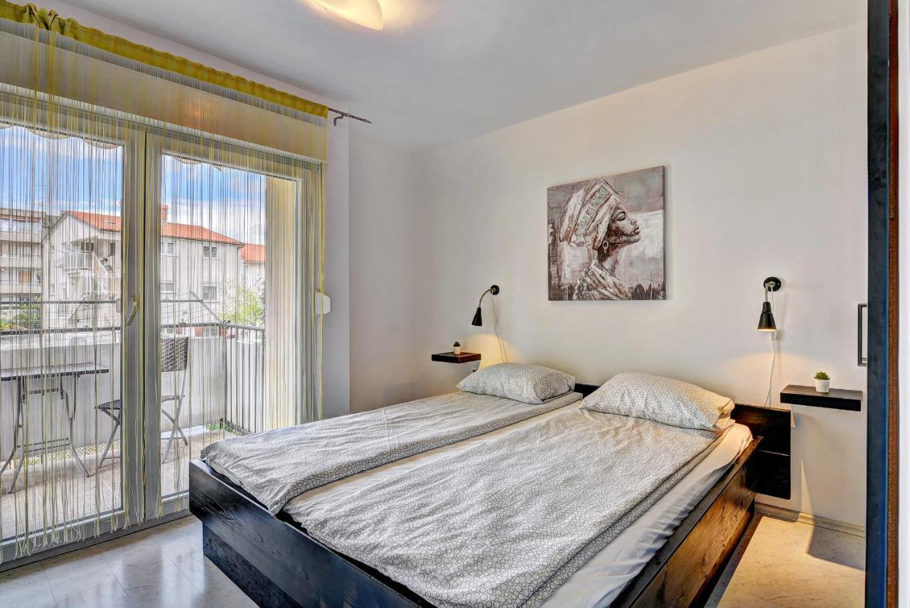 Apartamento Lina Pula Exterior foto