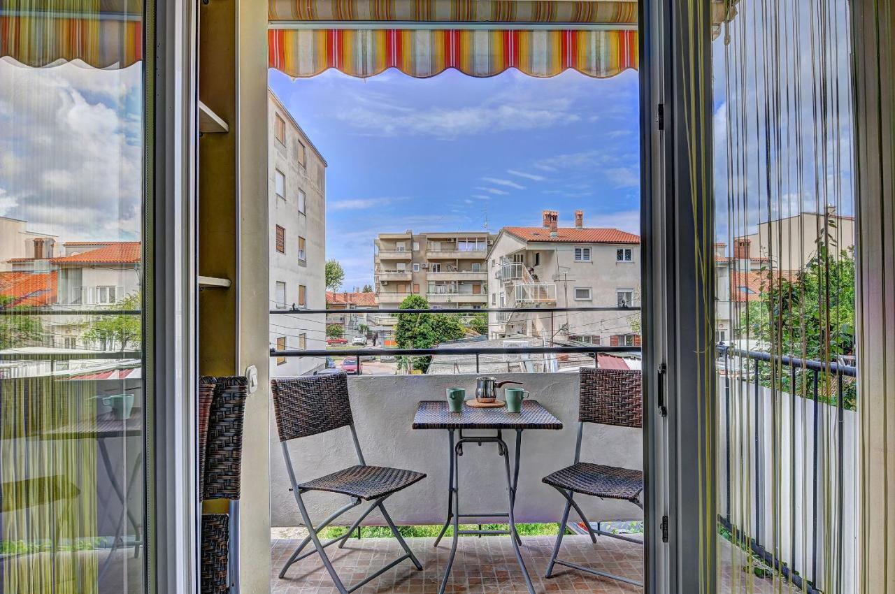 Apartamento Lina Pula Exterior foto